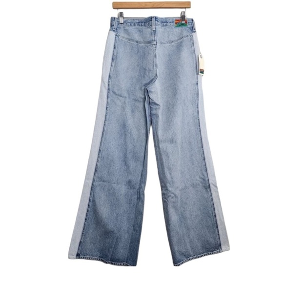 Daily Blue Back Pocketless 90s Easy Wide Leg Jean in Pacific Light Denim NEW - Picture 14 of 16